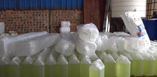 廣西一洗滌劑廠“轉行”勾兌消毒液被查，近20噸已流入市場，自來水供應或受影響